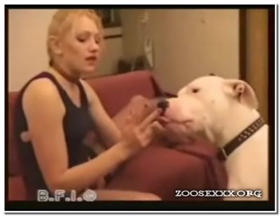 0083-Girls_And_D_o_g_s 0083-Girls_And_D_o_g_s